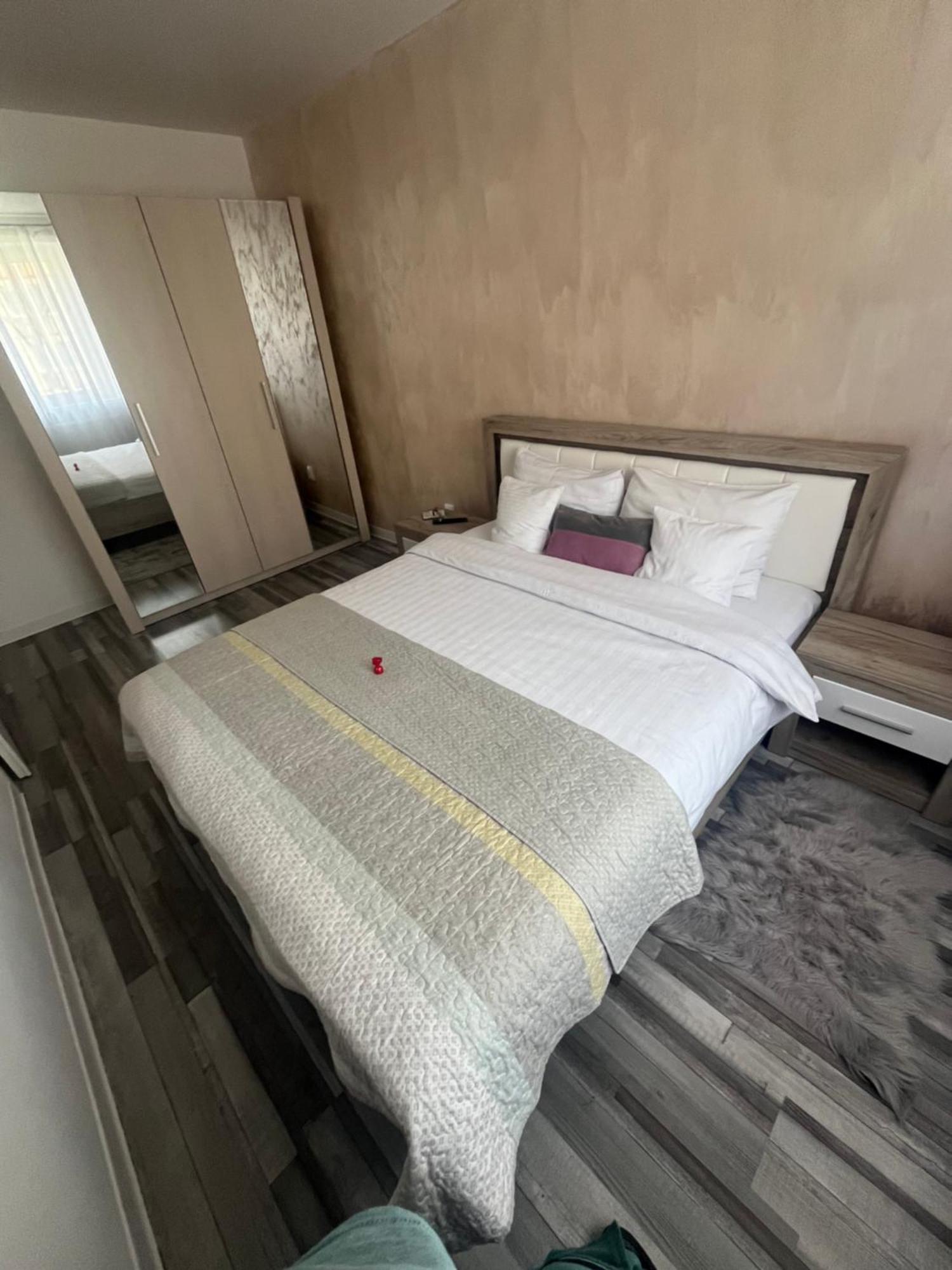 Luxury Apartment Sibiu Bagian luar foto